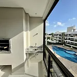 Ap Em Condominio Clube - 120 Metros Do Mar