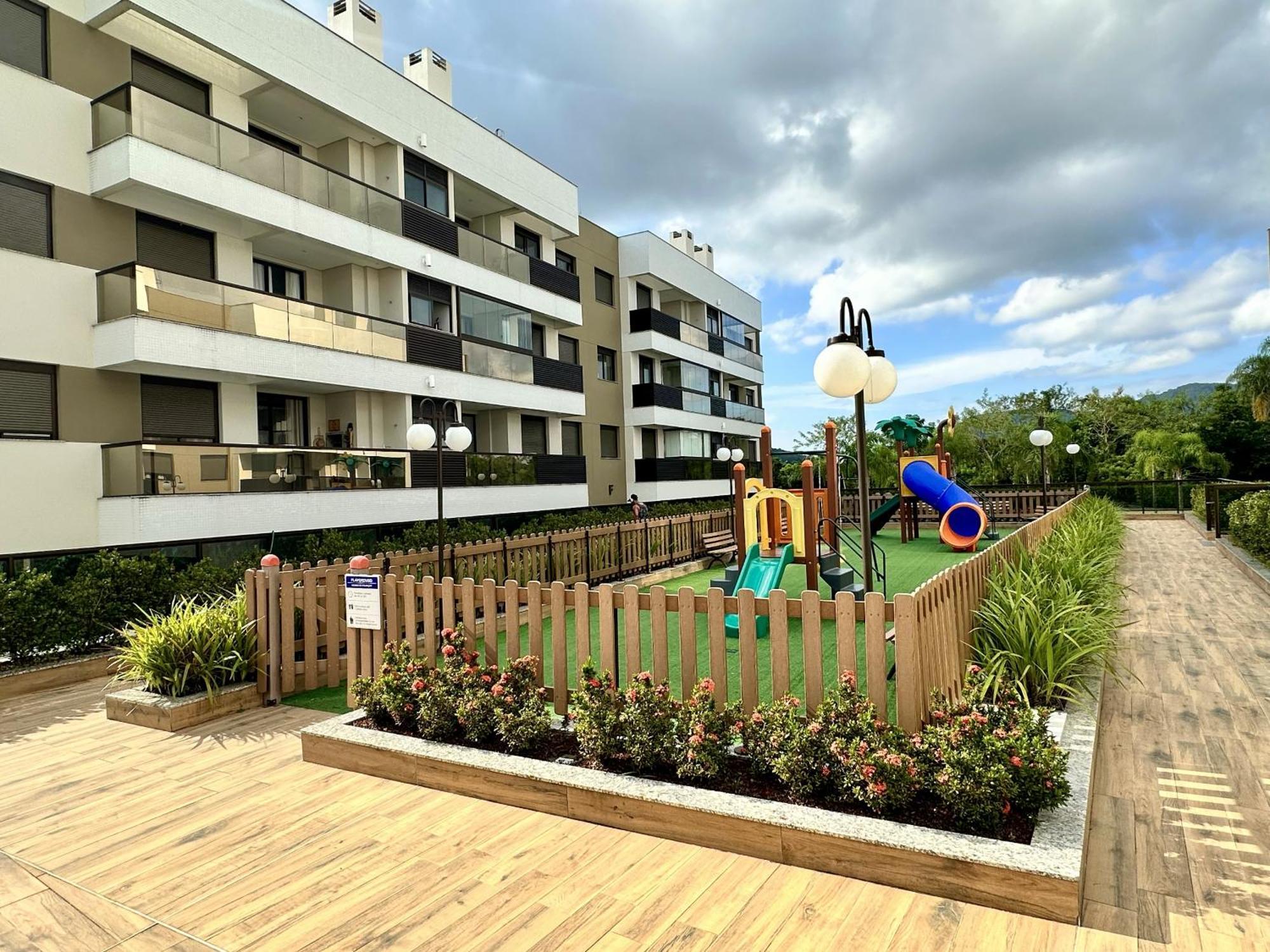 Apartamento Ap Em Clube - 120 Metros Do Mar